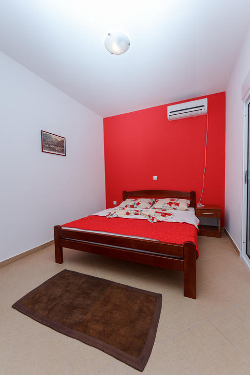 Apartments Sergej Sutomore Phòng bức ảnh